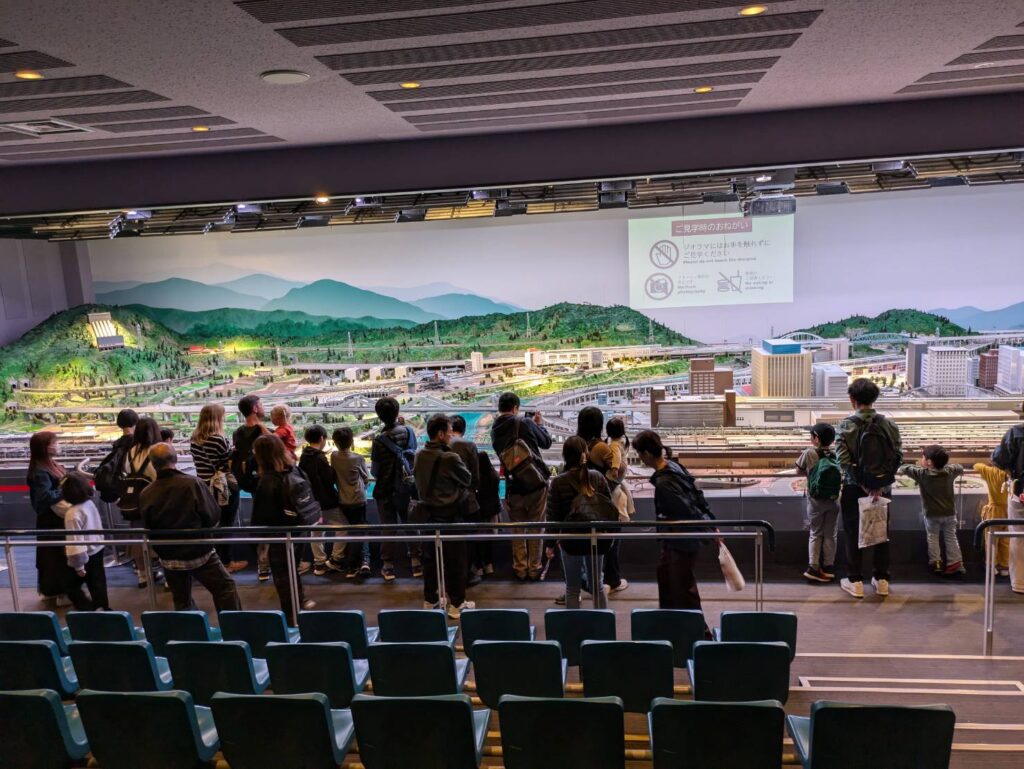 鉄道博物館2階の巨大ジオラマ